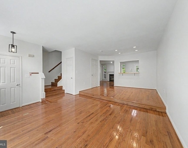 6941 Compton Lane - Photo Thumbnail 6