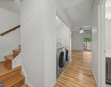 6941 Compton Lane - Photo Thumbnail 31