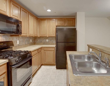 12442 Liberty Bridge Road - Photo Thumbnail 21