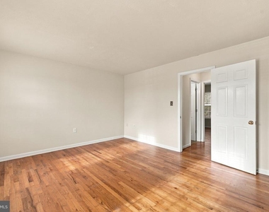 111 Nottoway Drive - Photo Thumbnail 25