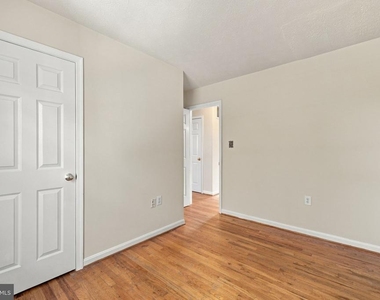 111 Nottoway Drive - Photo Thumbnail 23