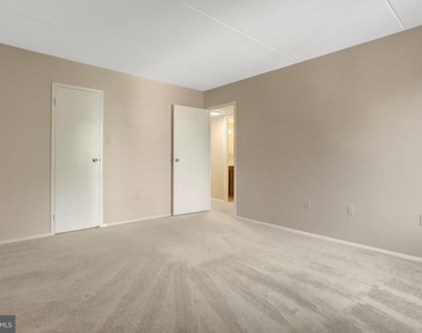 6300 Stevenson Avenue - Photo Thumbnail 12