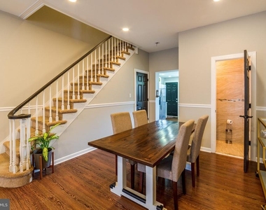 2627 E Thompson Street - Photo Thumbnail 3