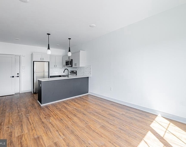 5001 Umbria Street - Photo Thumbnail 3