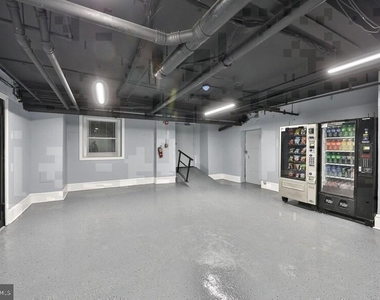 4247 Locust Street - Photo Thumbnail 37