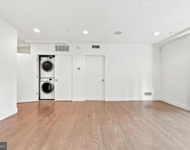 138-40 N Front Street - Photo Thumbnail 7