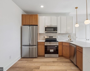 239 S Farragut Street - Photo Thumbnail 18