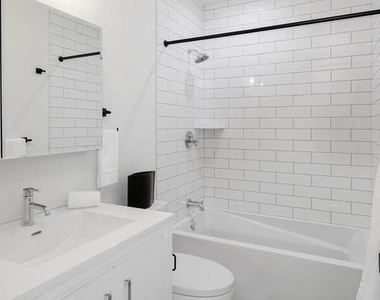 2031 S 20th Street - Photo Thumbnail 10