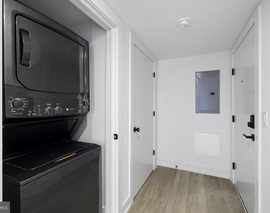 5200 Chester Avenue - Photo Thumbnail 19