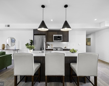 5200 Chester Avenue - Photo Thumbnail 4