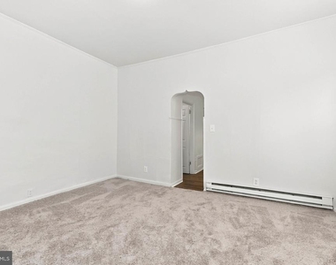 2047 S 60th Street - Photo Thumbnail 4
