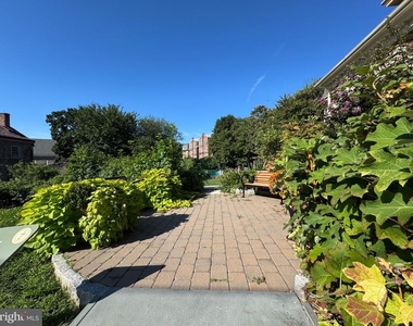 6316 Germantown Avenue - Photo Thumbnail 13