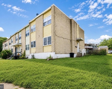 3432 Ashfield Lane - Photo Thumbnail 6