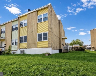3432 Ashfield Lane - Photo Thumbnail 5