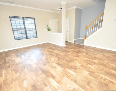 2820 Gross Avenue - Photo Thumbnail 4