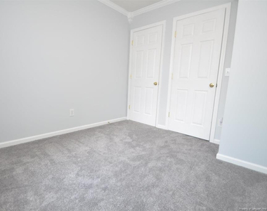 2820 Gross Avenue - Photo Thumbnail 16