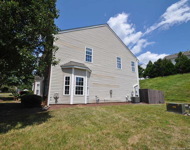 2820 Gross Avenue - Photo Thumbnail 33