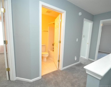 2820 Gross Avenue - Photo Thumbnail 14