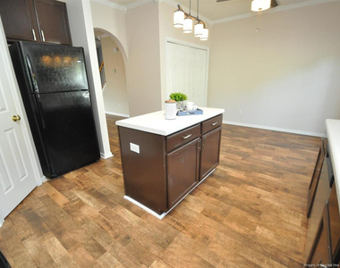 2820 Gross Avenue - Photo Thumbnail 13