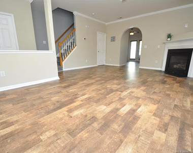 2820 Gross Avenue - Photo Thumbnail 3