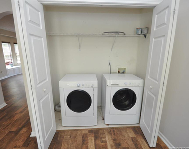 2820 Gross Avenue - Photo Thumbnail 10