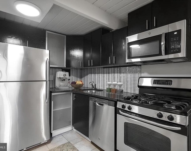 1329 Lombard Street - Photo Thumbnail 2