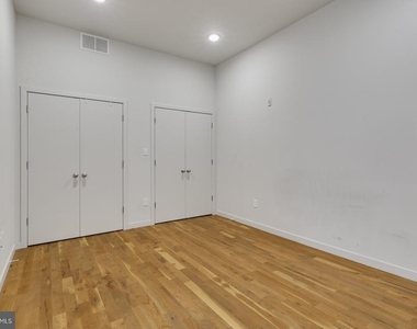 1737 N Howard Street - Photo Thumbnail 14