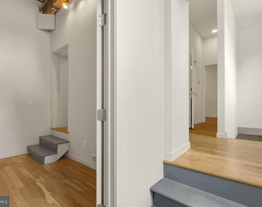 1737 N Howard Street - Photo Thumbnail 2