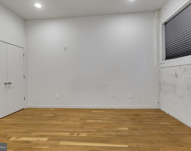 1737 N Howard Street - Photo Thumbnail 12