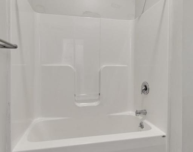 1737 N Howard Street - Photo Thumbnail 11