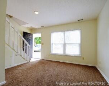 6635 Abbey Lane - Photo Thumbnail 4