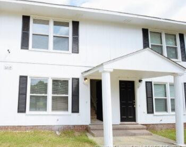 6635 Abbey Lane - Photo Thumbnail 1
