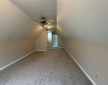 224 Fallingleaf Drive - Photo Thumbnail 20