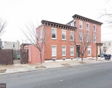 2434 E Dauphin Street - Photo Thumbnail 19