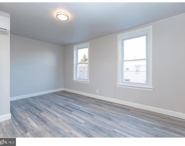 2434 E Dauphin Street - Photo Thumbnail 3