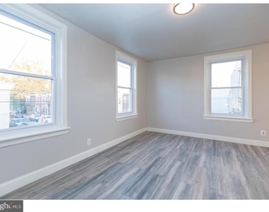 2434 E Dauphin Street - Photo Thumbnail 6