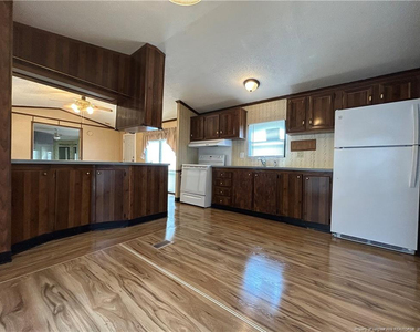 114 Plymouth Way - Photo Thumbnail 7