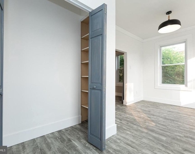 2434 E Dauphin Street - Photo Thumbnail 9