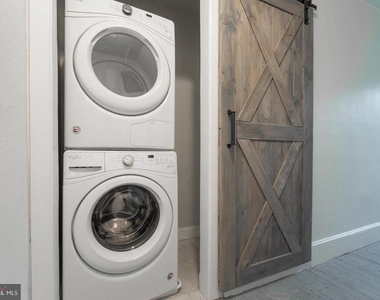 2434 E Dauphin Street - Photo Thumbnail 15