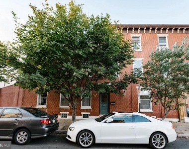 2434 E Dauphin Street - Photo Thumbnail 16
