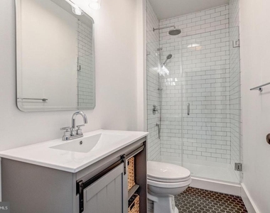 2434 E Dauphin Street - Photo Thumbnail 7