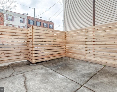 2434 E Dauphin Street - Photo Thumbnail 18