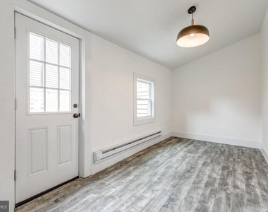 2434 E Dauphin Street - Photo Thumbnail 14