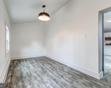 2434 E Dauphin Street - Photo Thumbnail 9