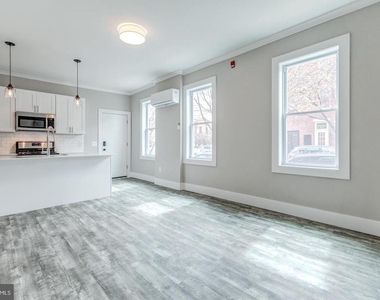 2434 E Dauphin Street - Photo Thumbnail 5