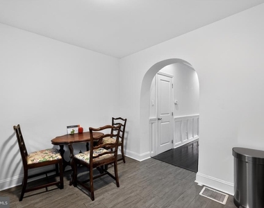 2604 E York Street - Photo Thumbnail 4