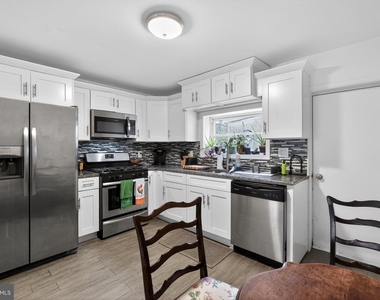 2604 E York Street - Photo Thumbnail 1