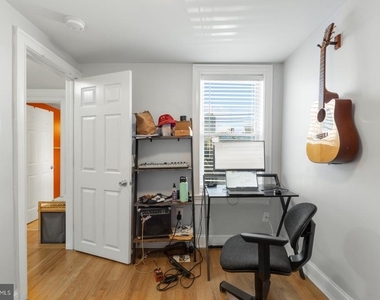 824 N Judson Street - Photo Thumbnail 16