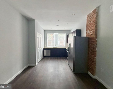 2113 S 15th Street - Photo Thumbnail 5