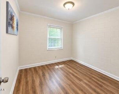 1600 Cross Street - Photo Thumbnail 5